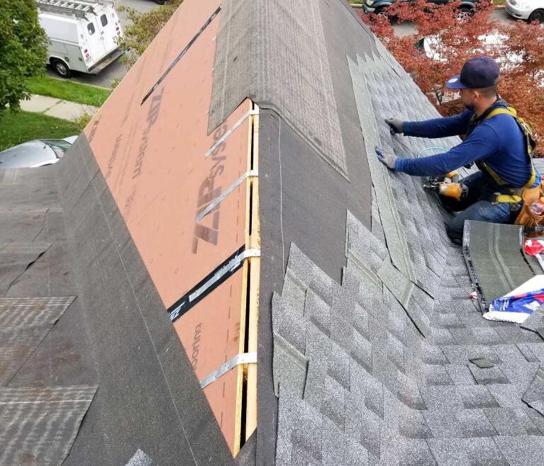 roof installation - shingles