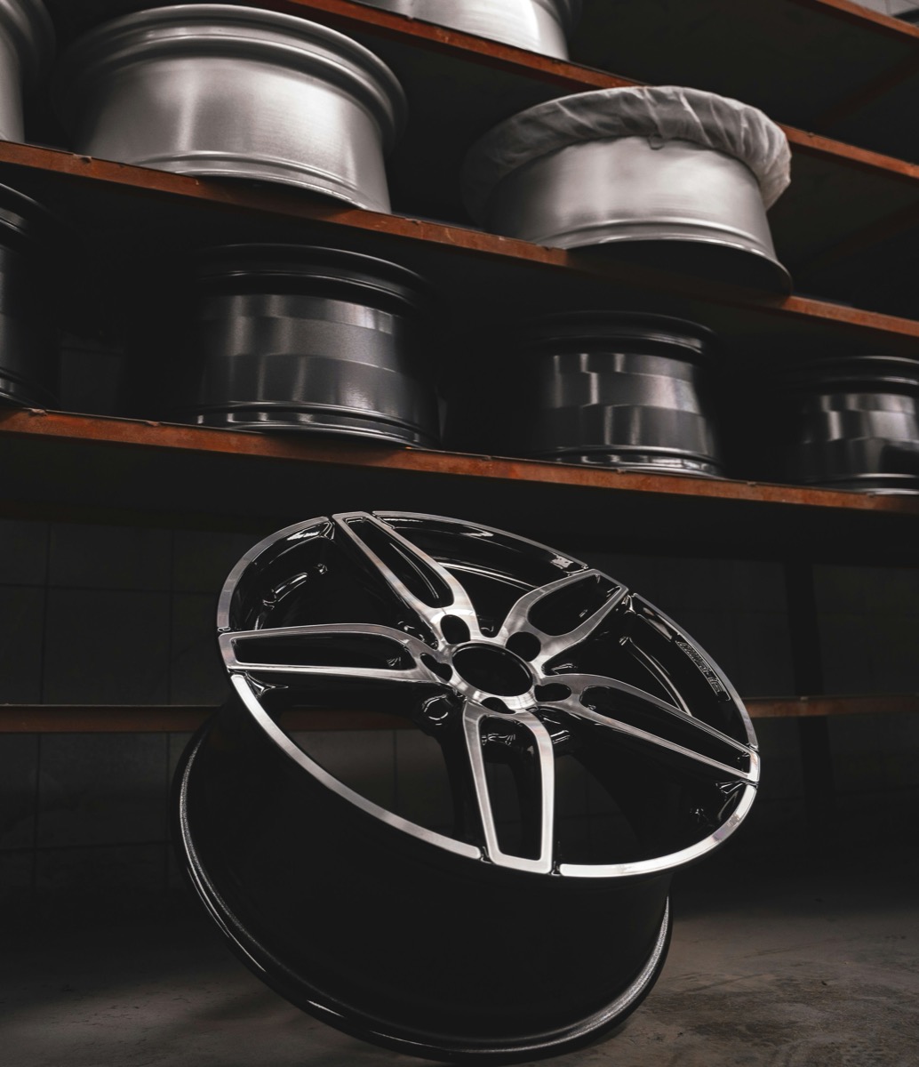 rim repair and restoration service